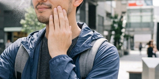 更年期の顔汗対策に悩むメンズ必見！ミストで始める快適な汗対策と清潔感アップの新習慣